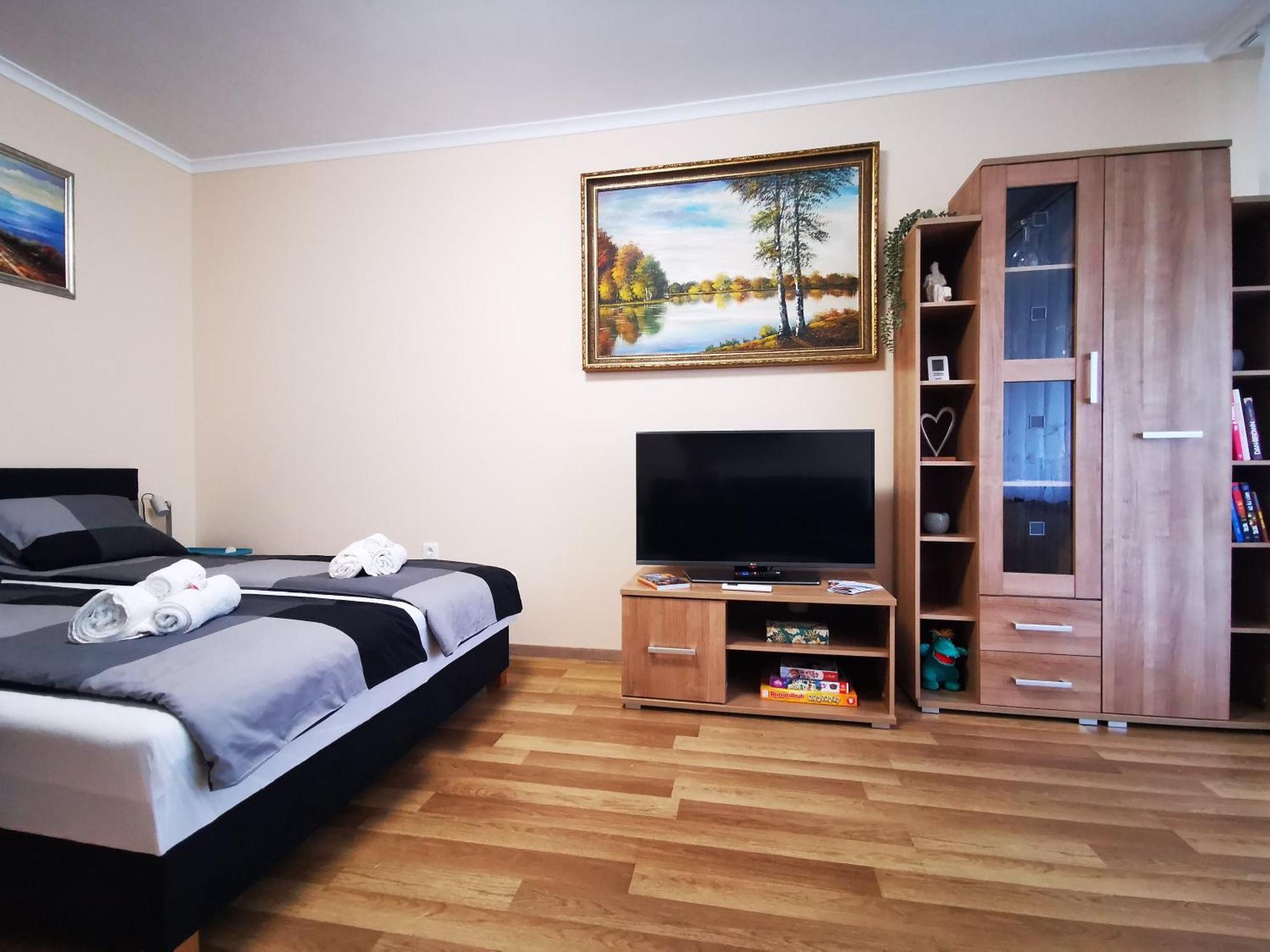 Central Park Apartman Сексард Экстерьер фото
